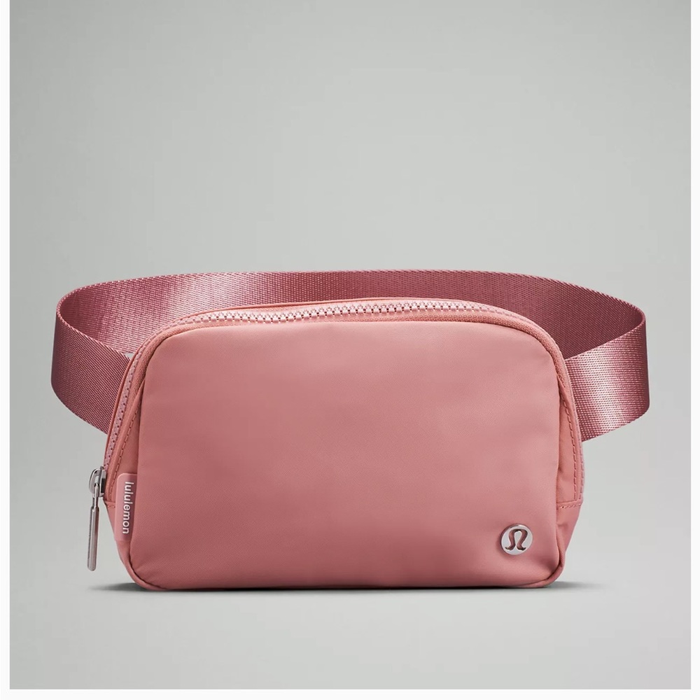 Lululemon Everywhere Belt Bag Pastel Pink 1L